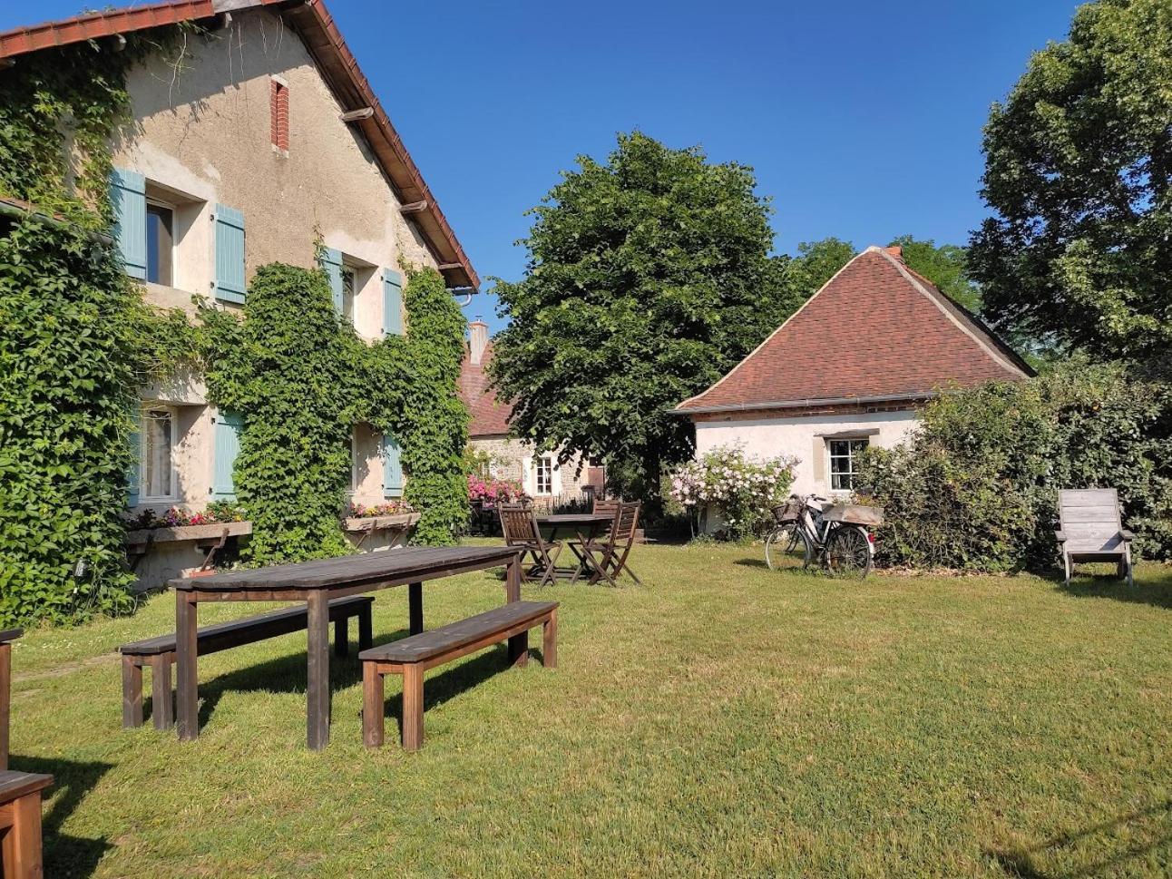 Chambres D'Hotes Domaine Du Bourg Gannay-sur-Loire Exterior foto