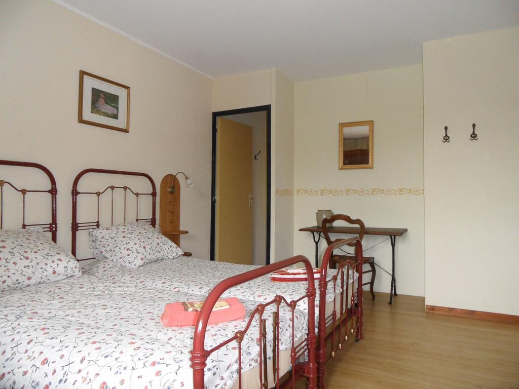 Chambres D'Hotes Domaine Du Bourg Gannay-sur-Loire Habitación foto