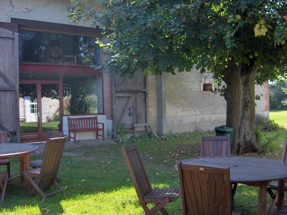 Chambres D'Hotes Domaine Du Bourg Gannay-sur-Loire Exterior foto